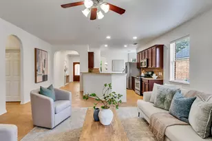 12916 Southern Valley Dr, Pearland, TX 77584 - Photo 6