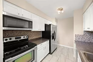 1539 Ramada Dr, Houston, TX 77062 - Photo 12