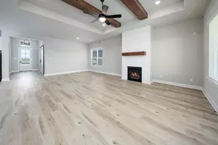 10519 Sutter Crk Dr, Iowa Colony, TX 77583 - Photo 2