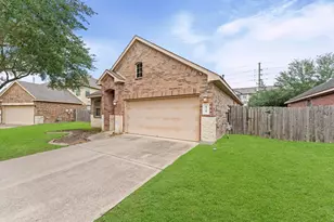 6714 Claire Brook Dr, Richmond, TX 77407 - Photo 2