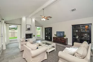 1754 Carriage Way, Sugar Land, TX 77478 - Photo 10
