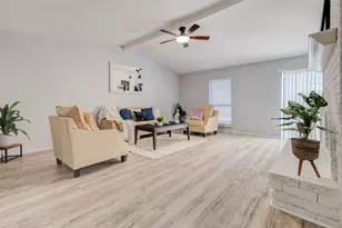 6730 Pickett Dr, Richmond, TX 77469 - Photo 2