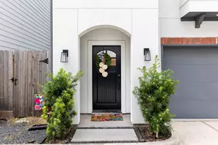 846 Wakefield Dr, Houston, TX 77018 - Photo 2