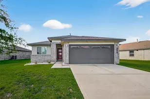 14503 Sweetwater Dr, Baytown, TX 77523 - Photo 1