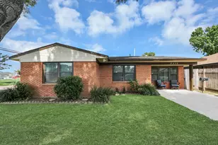 2212 Raspberry Ln, Pasadena, TX 77502 - Photo 1