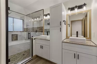 4800 Heathrow Lane, Alvin, TX 77511 - Photo 12