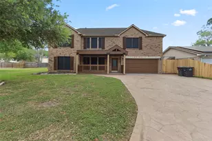 4800 Heathrow Ln, Alvin, TX 77511 - Photo 1