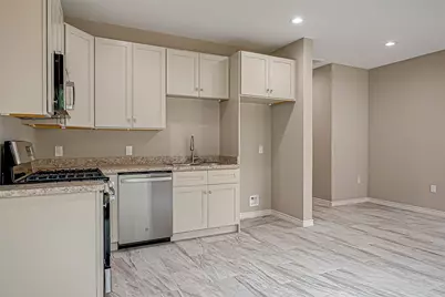 5530 Hirondel Street #B, Houston, TX 77033 - Photo 18