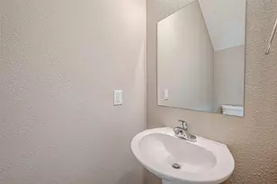 5530 Hirondel St, Houston, TX 77033 - Photo 20