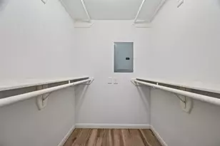 1880 White Oak Dr, Houston, TX 77009 - Photo 20