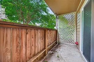 1880 White Oak Dr, Houston, TX 77009 - Photo 22