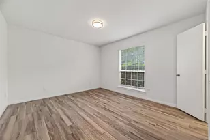 1880 White Oak Dr, Houston, TX 77009 - Photo 18