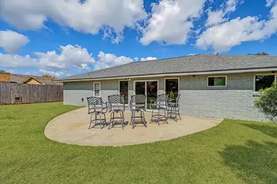 203 Hickory Street, Lake Jackson, TX 77566 - Photo 32
