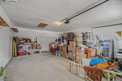 203 Hickory Street, Lake Jackson, TX 77566 - Photo 28