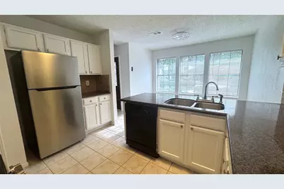 9826 Chiselhurst Drive, Houston, TX 77065 - Photo 10