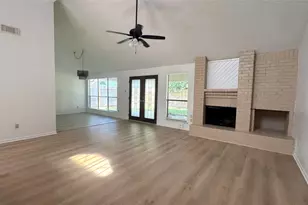 9826 Chiselhurst Dr, Houston, TX 77065 - Photo 2