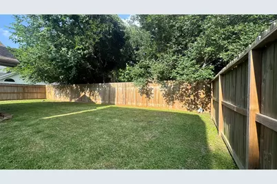 9826 Chiselhurst Drive, Houston, TX 77065 - Photo 22