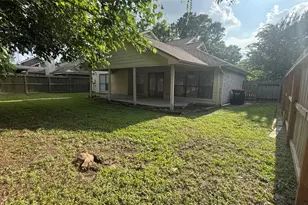 9826 Chiselhurst Dr, Houston, TX 77065 - Photo 24