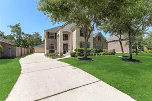 13502 Hammond Hills Ln, Houston, TX 77044 - Photo 2