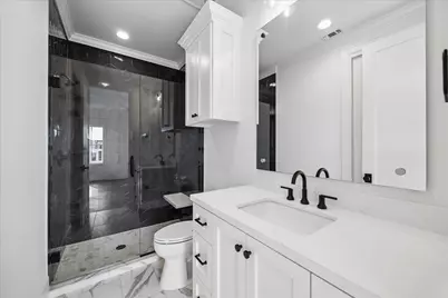 22 Crain Square Boulevard, Southside Place, TX 77025 - Photo 26