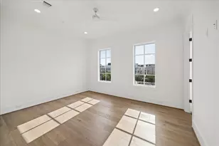 22 Crain Sq Blvd, Southside Place, TX 77025 - Photo 22