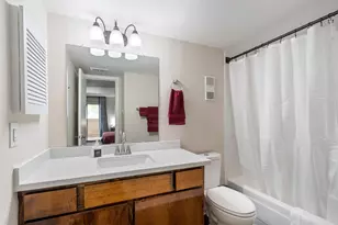 8419 Hearth Dr, Houston, TX 77054 - Photo 22