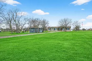 9820 Oberrender Rd, Needville, TX 77461 - Photo 2