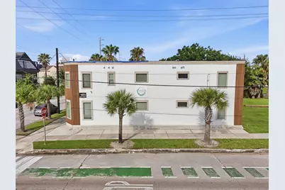 2825 Ball Street, Galveston, TX 77550 - Photo 1