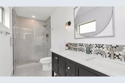 2825 Ball Street, Galveston, TX 77550 - Photo 16