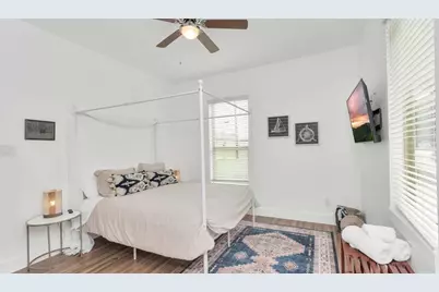 2825 Ball Street, Galveston, TX 77550 - Photo 38