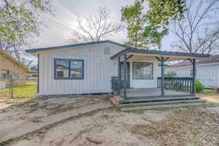 1606 E Taylor Lake Cir, Livingston, TX 77351 - Photo 16