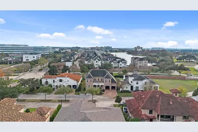 15611 Oyster Cove Drive, Sugar Land, TX 77478 - Photo 2