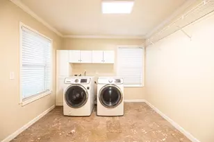 4113 Edison St, Houston, TX 77009 - Photo 10