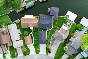 14263 Shadow Bay Dr, Willis, TX 77318 - Photo 6