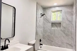 317 San Jacinto St, La Porte, TX 77571 - Photo 12