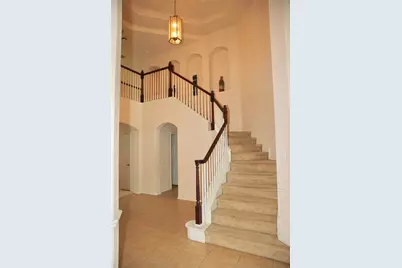 10426 Tree Hollow Circle, La Porte, TX 77571 - Photo 6