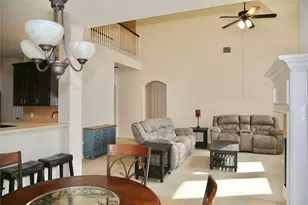 10426 Tree Hollow Circle, La Porte, TX 77571 - Photo 4