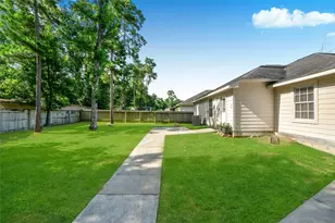 10920 Fairview Dr, Conroe, TX 77385 - Photo 12