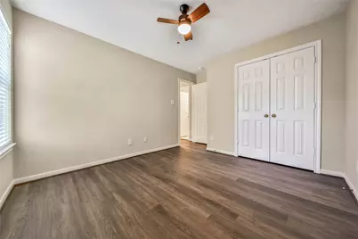 111 W Burberry Circle, The Woodlands, TX 77384 - Photo 24