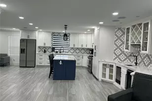 16346 St Helena Way, Houston, TX 77053 - Photo 6