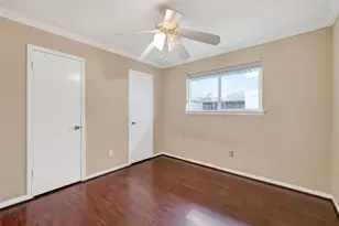 15910 Mission Village Dr, Houston, TX 77083 - Photo 34