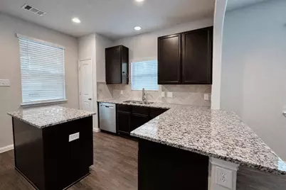 3515 Cannon Drive, Conroe, TX 77301 - Photo 4