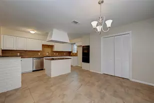 1022 Hidden Canyon Rd, Katy, TX 77450 - Photo 10