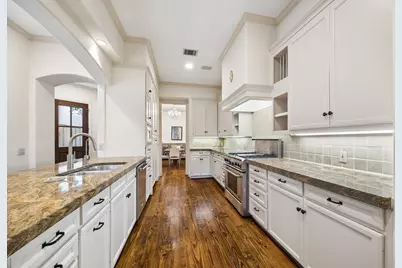 2207 Dunraven Lane, Houston, TX 77019 - Photo 10