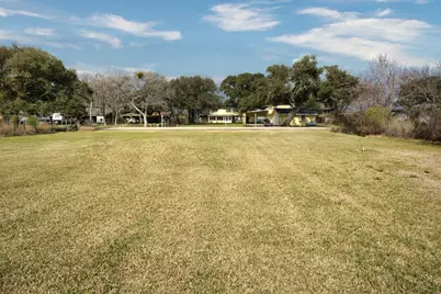 828 County Road 206, Sargent, TX 77414 - Photo 2