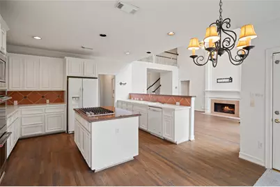 4006 Chatham Lane, Houston, TX 77027 - Photo 14