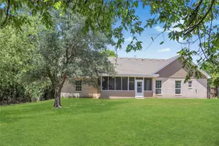 201 E Ward Dr, Robinson, TX 76706 - Photo 2