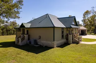 3998 County Rd 612, Angleton, TX 77515 - Photo 4