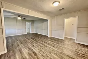 1827 Neuman St, La Marque, TX 77568 - Photo 6