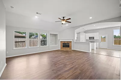 444 De Coster Boulevard, Alvin, TX 77511 - Photo 6